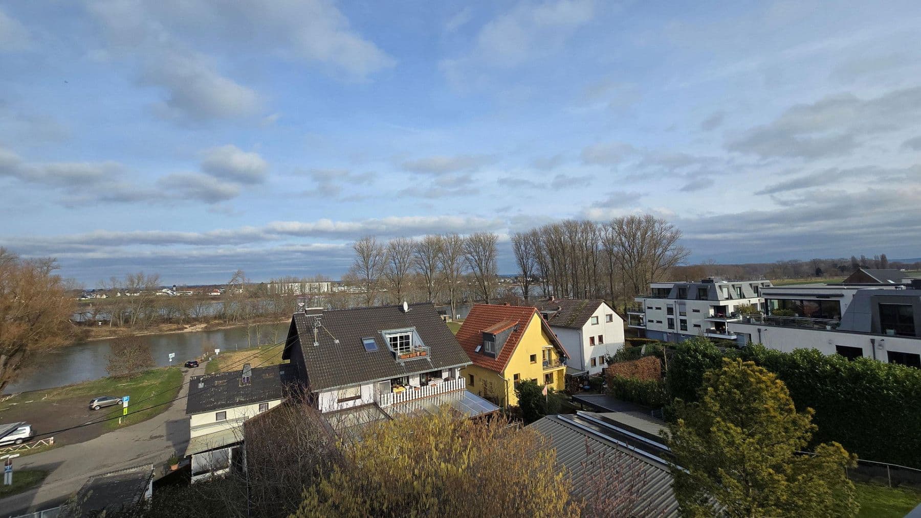 Prenájom domu 152 m², pozemek 100 m², Bornheim, Severné Porýnie - Westfálsko Prenájom domu 152 m², pozemek 100 m², Bornheim, Severné Porýnie - Westfálsko