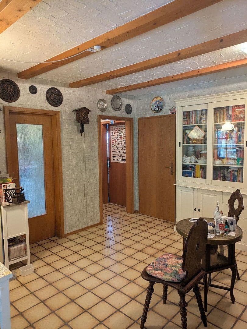 Predaj domu 170 m², pozemek 483 m², Villingen-Schwenningen, Bádensko-Wurttembersko Predaj domu 170 m², pozemek 483 m², Villingen-Schwenningen, Bádensko-Wurttembersko