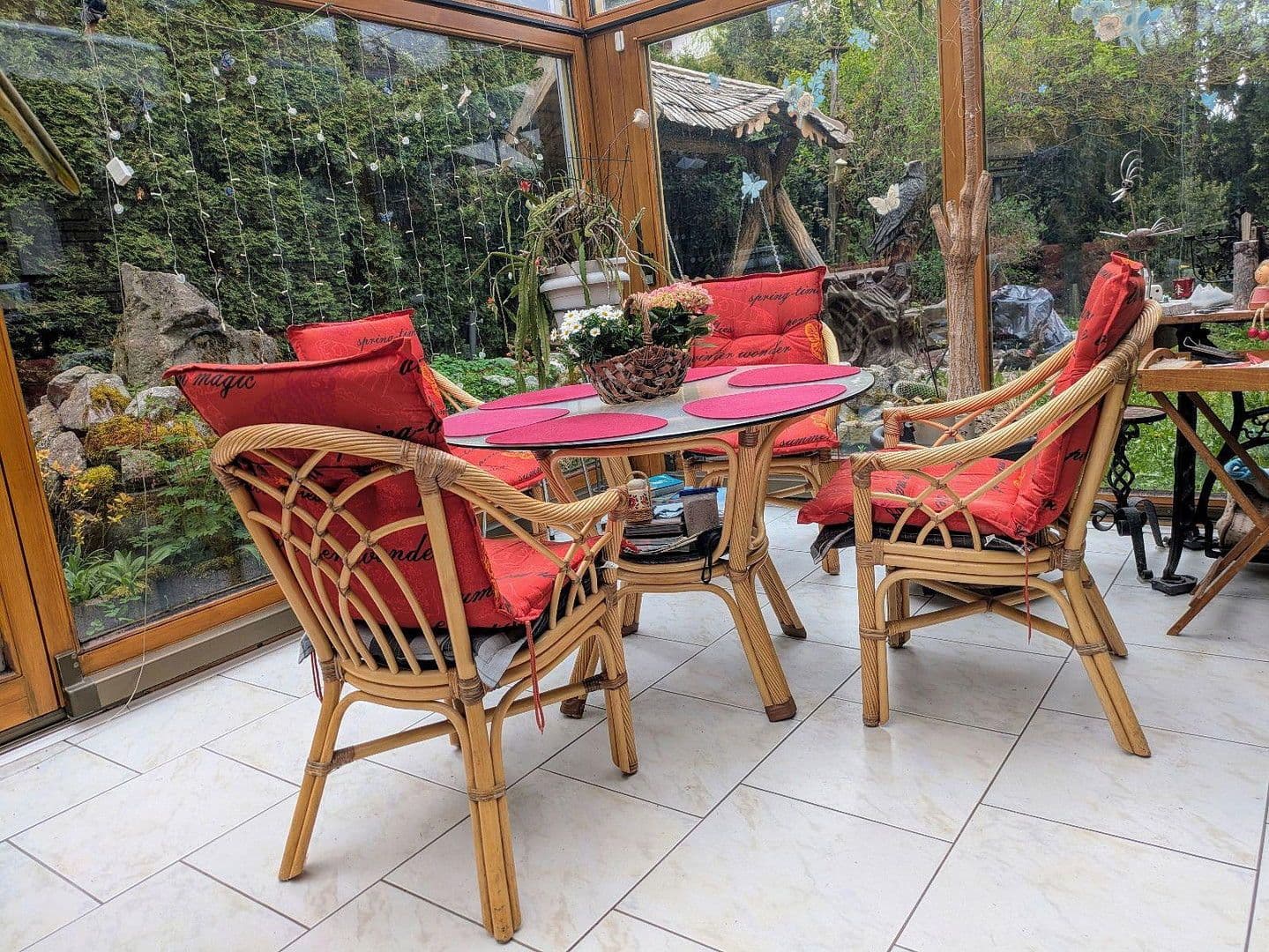 Predaj domu 170 m², pozemek 483 m², Villingen-Schwenningen, Bádensko-Wurttembersko Predaj domu 170 m², pozemek 483 m², Villingen-Schwenningen, Bádensko-Wurttembersko