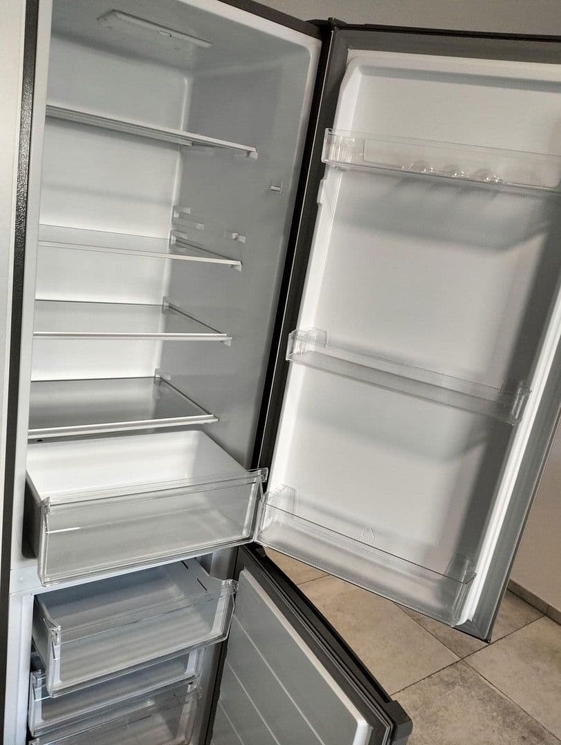 Prenájom bytu 1-izbový 28 m², Hauptstraße 12/1, Esslingen am Neckar, Bádensko-Wurttembersko Prenájom bytu 1-izbový 28 m², Hauptstraße 12/1, Esslingen am Neckar, Bádensko-Wurttembersko