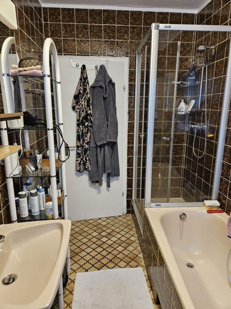 Predaj domu 231 m², pozemek 1.007 m², Nibelungenstr. 21, Schwarzenbruck, Bavorsko Predaj domu 231 m², pozemek 1.007 m², Nibelungenstr. 21, Schwarzenbruck, Bavorsko