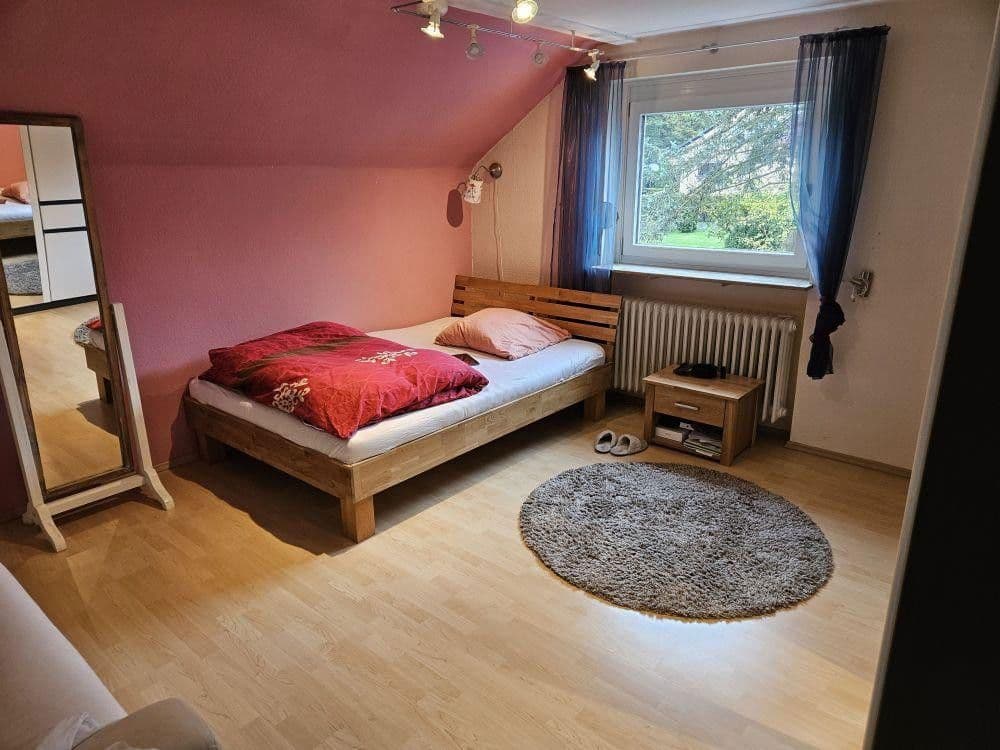 Predaj domu 231 m², pozemek 1.007 m², Nibelungenstr. 21, Schwarzenbruck, Bavorsko Predaj domu 231 m², pozemek 1.007 m², Nibelungenstr. 21, Schwarzenbruck, Bavorsko
