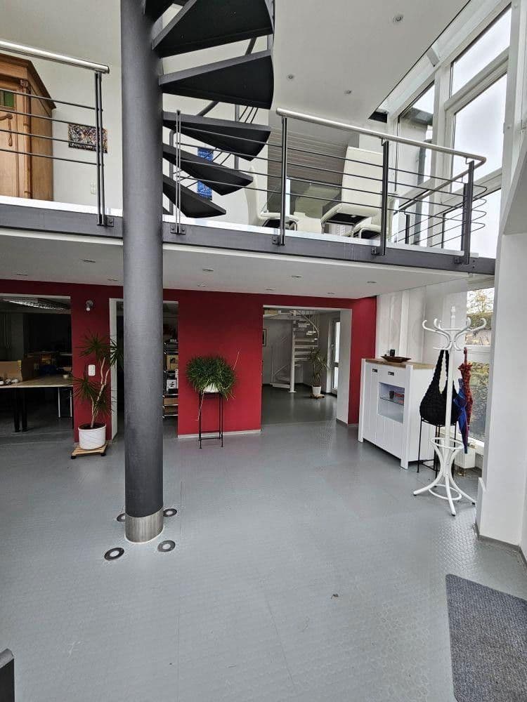 Predaj domu 231 m², pozemek 1.007 m², Nibelungenstr. 21, Schwarzenbruck, Bavorsko Predaj domu 231 m², pozemek 1.007 m², Nibelungenstr. 21, Schwarzenbruck, Bavorsko