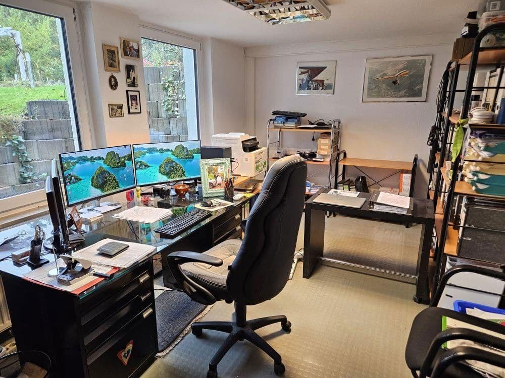 Predaj domu 231 m², pozemek 1.007 m², Nibelungenstr. 21, Schwarzenbruck, Bavorsko Predaj domu 231 m², pozemek 1.007 m², Nibelungenstr. 21, Schwarzenbruck, Bavorsko