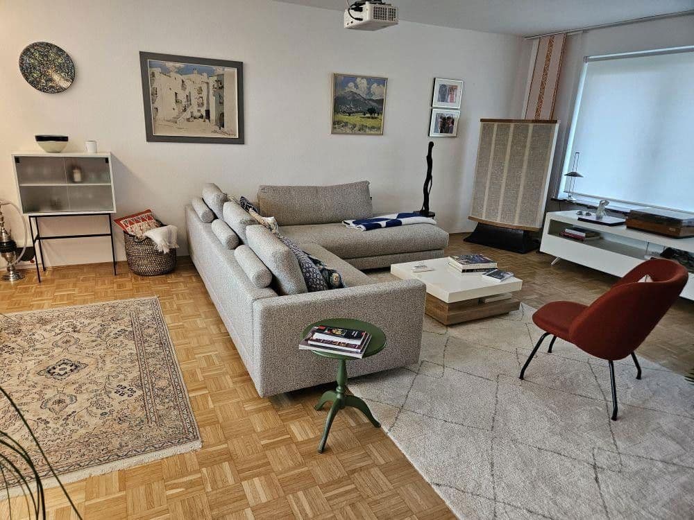 Predaj domu 231 m², pozemek 1.007 m², Nibelungenstr. 21, Schwarzenbruck, Bavorsko Predaj domu 231 m², pozemek 1.007 m², Nibelungenstr. 21, Schwarzenbruck, Bavorsko