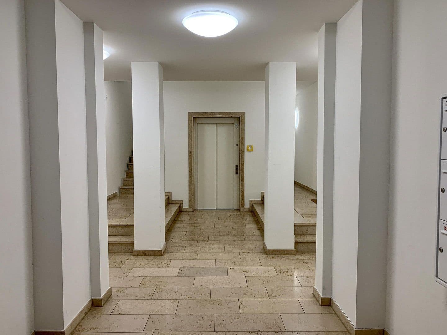 Prenájom bytu 2-izbový 57 m², Berlin, Berlín Prenájom bytu 2-izbový 57 m², Berlin, Berlín