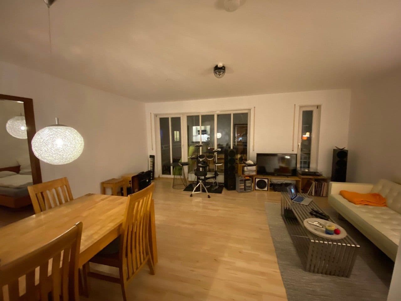 Prenájom bytu 2-izbový 60 m², Karlsruhe, Bádensko-Wurttembersko Prenájom bytu 2-izbový 60 m², Karlsruhe, Bádensko-Wurttembersko