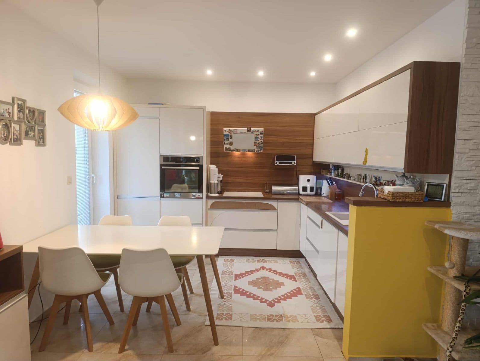 Predaj bytu 4-izbový 99 m², Tymiánová, Vrakuňa, Bratislavský kraj Predaj bytu 4-izbový 99 m², Tymiánová, Vrakuňa, Bratislavský kraj