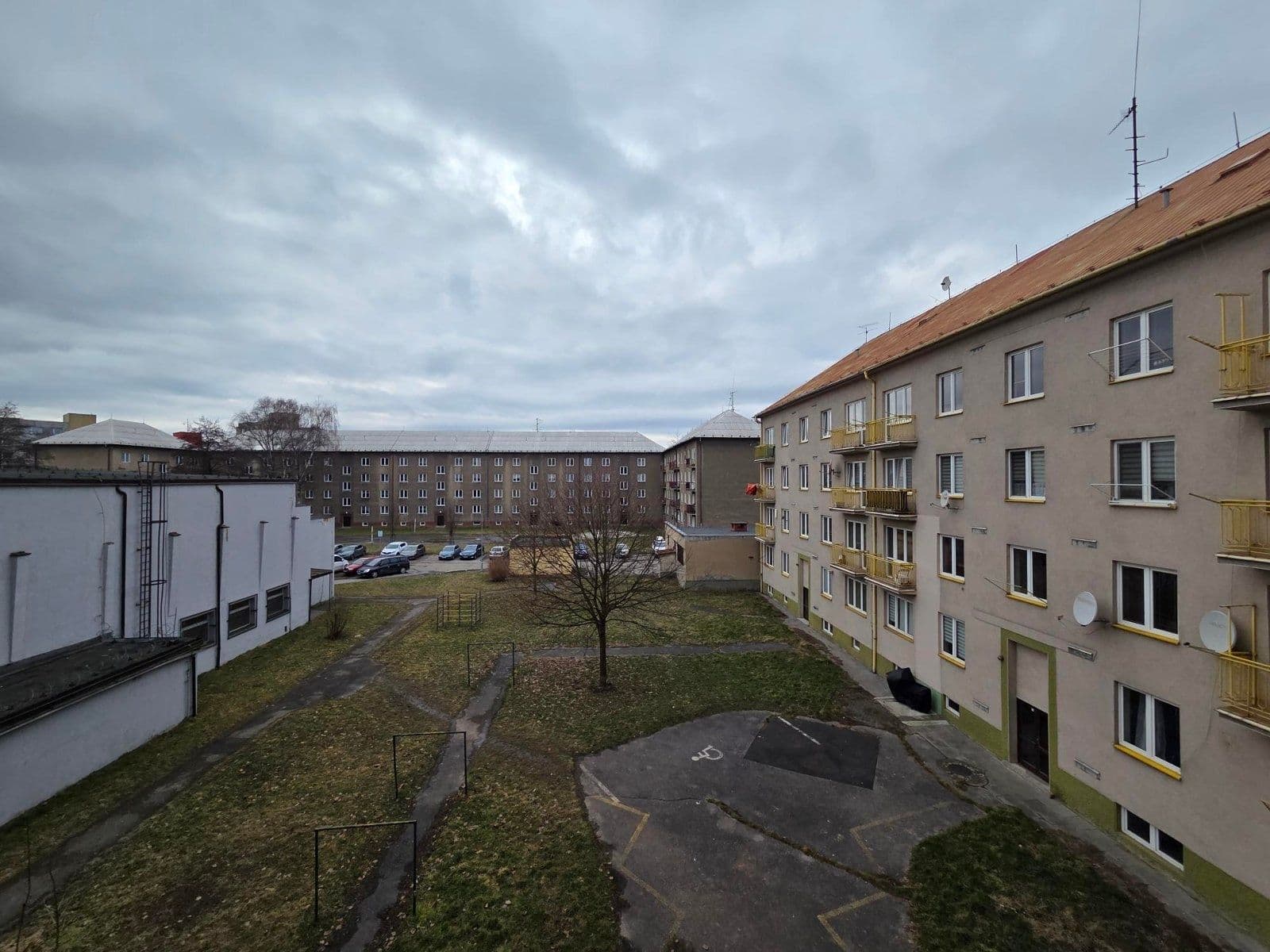 Prenájom bytu 2-izbový 57 m², tř. Osvobození, Karviná, Moravskoslezský kraj Prenájom bytu 2-izbový 57 m², tř. Osvobození, Karviná, Moravskoslezský kraj