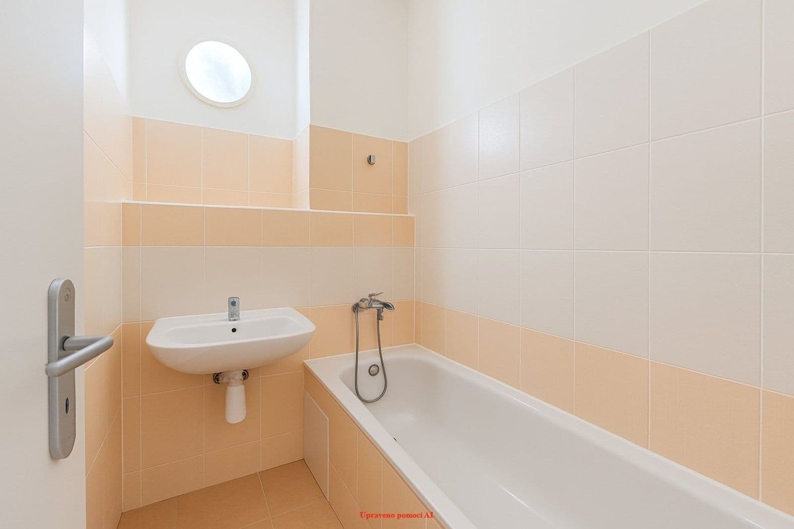 Prenájom bytu 2-izbový 56 m², tř. Osvobození, Karviná, Moravskoslezský kraj Prenájom bytu 2-izbový 56 m², tř. Osvobození, Karviná, Moravskoslezský kraj