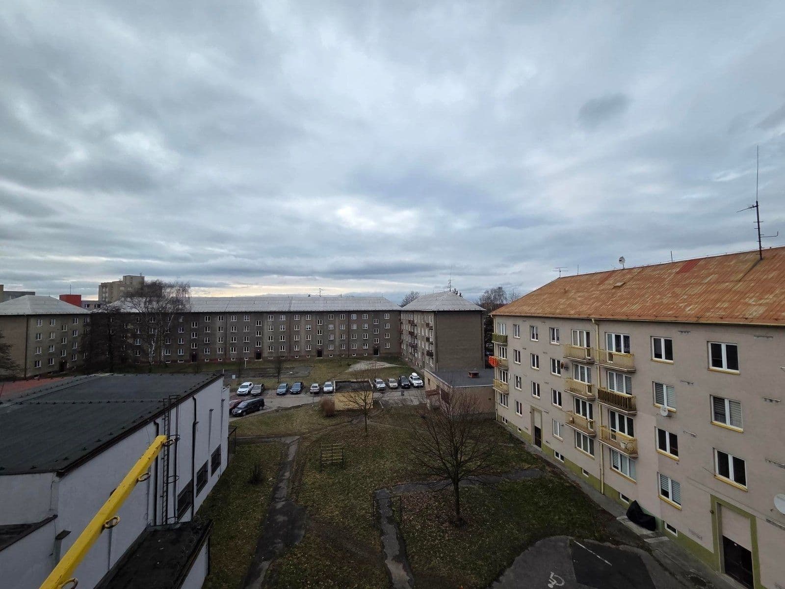 Prenájom bytu 2-izbový 56 m², tř. Osvobození, Karviná, Moravskoslezský kraj Prenájom bytu 2-izbový 56 m², tř. Osvobození, Karviná, Moravskoslezský kraj