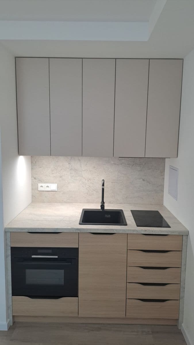 Prenájom bytu 1-izbový 29 m², Podlipná, Brno, Jihomoravský kraj Prenájom bytu 1-izbový 29 m², Podlipná, Brno, Jihomoravský kraj