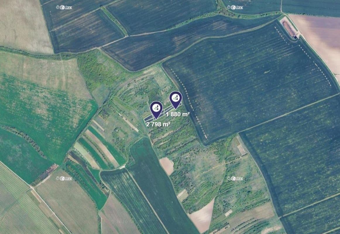 Predaj pozemku 4.678 m², Nosislav, Jihomoravský kraj Predaj pozemku 4.678 m², Nosislav, Jihomoravský kraj