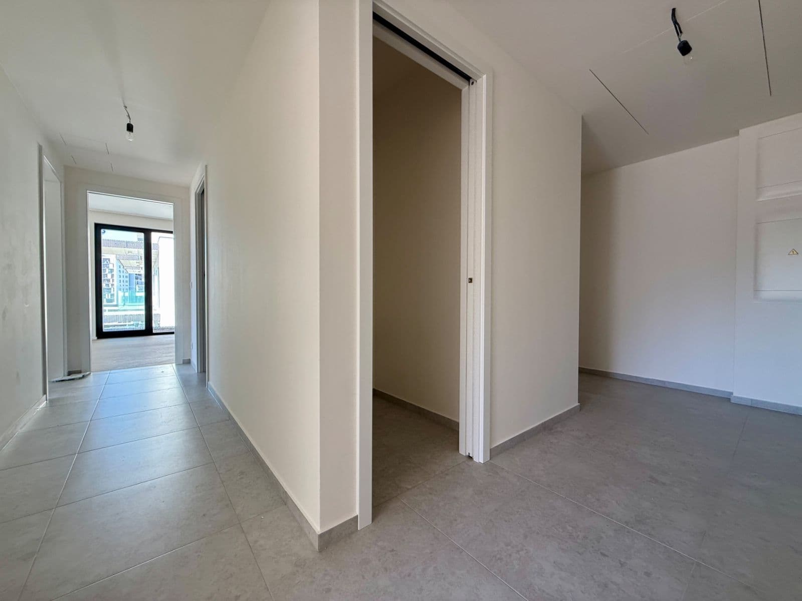 Predaj bytu 4-izbový 136 m², Československého exilu, Praha, Praha Predaj bytu 4-izbový 136 m², Československého exilu, Praha, Praha