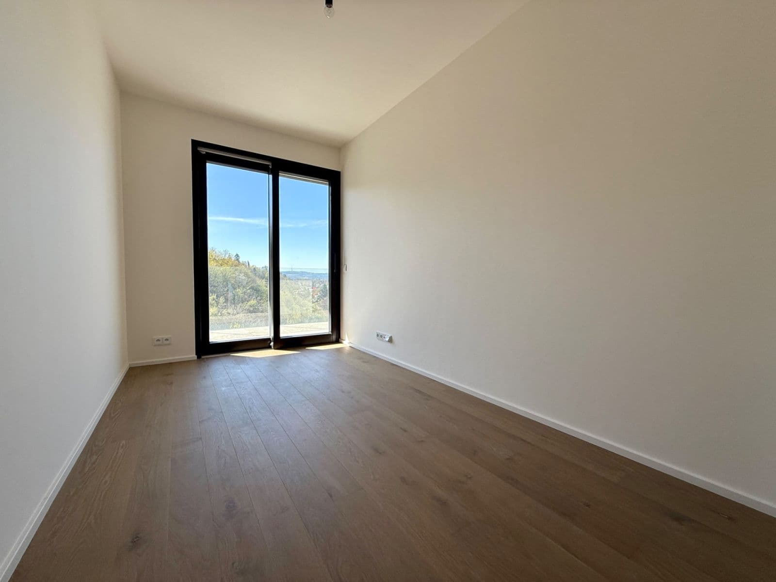 Predaj bytu 4-izbový 136 m², Československého exilu, Praha, Praha Predaj bytu 4-izbový 136 m², Československého exilu, Praha, Praha