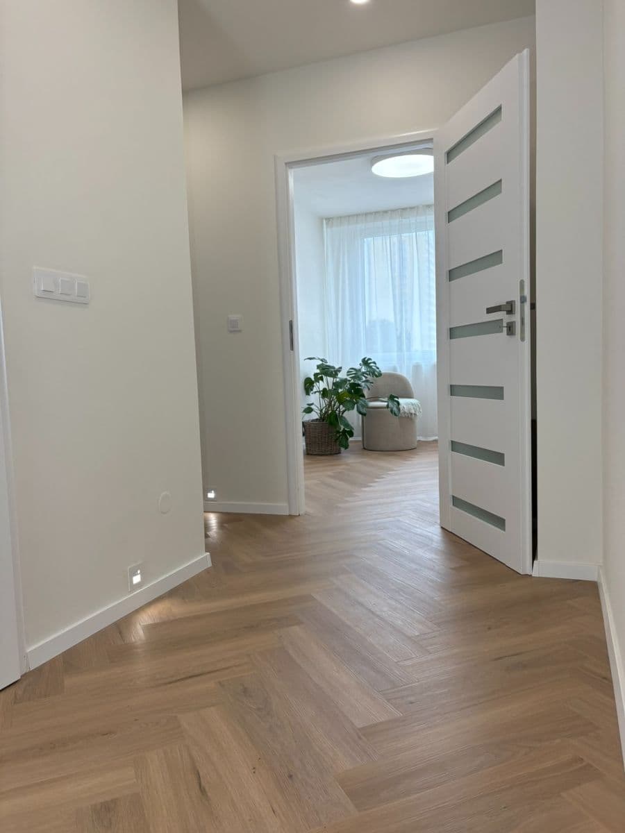 Predaj bytu 2-izbový 43 m², Plickova, Praha, Praha Predaj bytu 2-izbový 43 m², Plickova, Praha, Praha