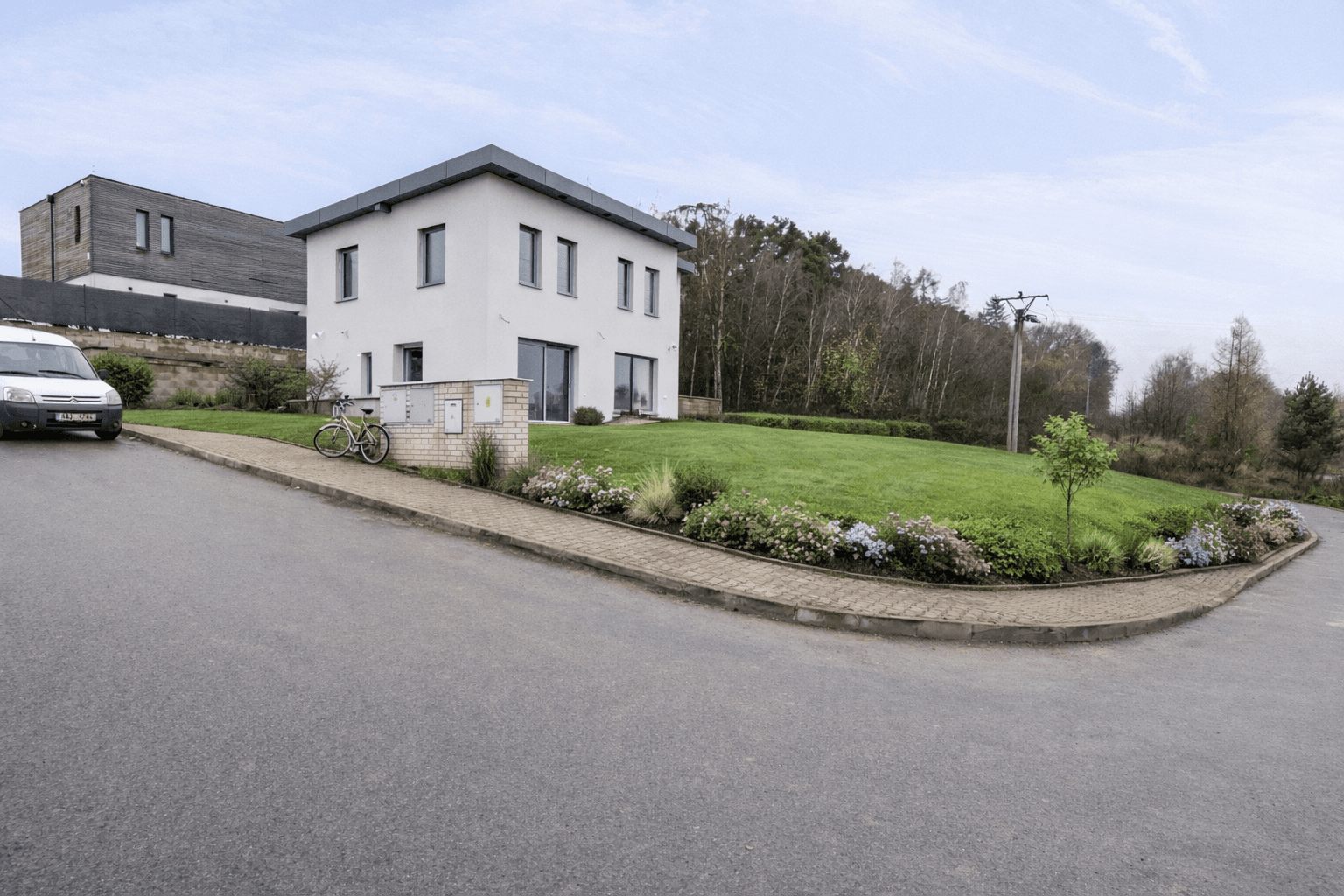 Predaj domu 170 m², pozemek 500 m², Zdeňka Hermana, Libušín, Středočeský kraj Predaj domu 170 m², pozemek 500 m², Zdeňka Hermana, Libušín, Středočeský kraj