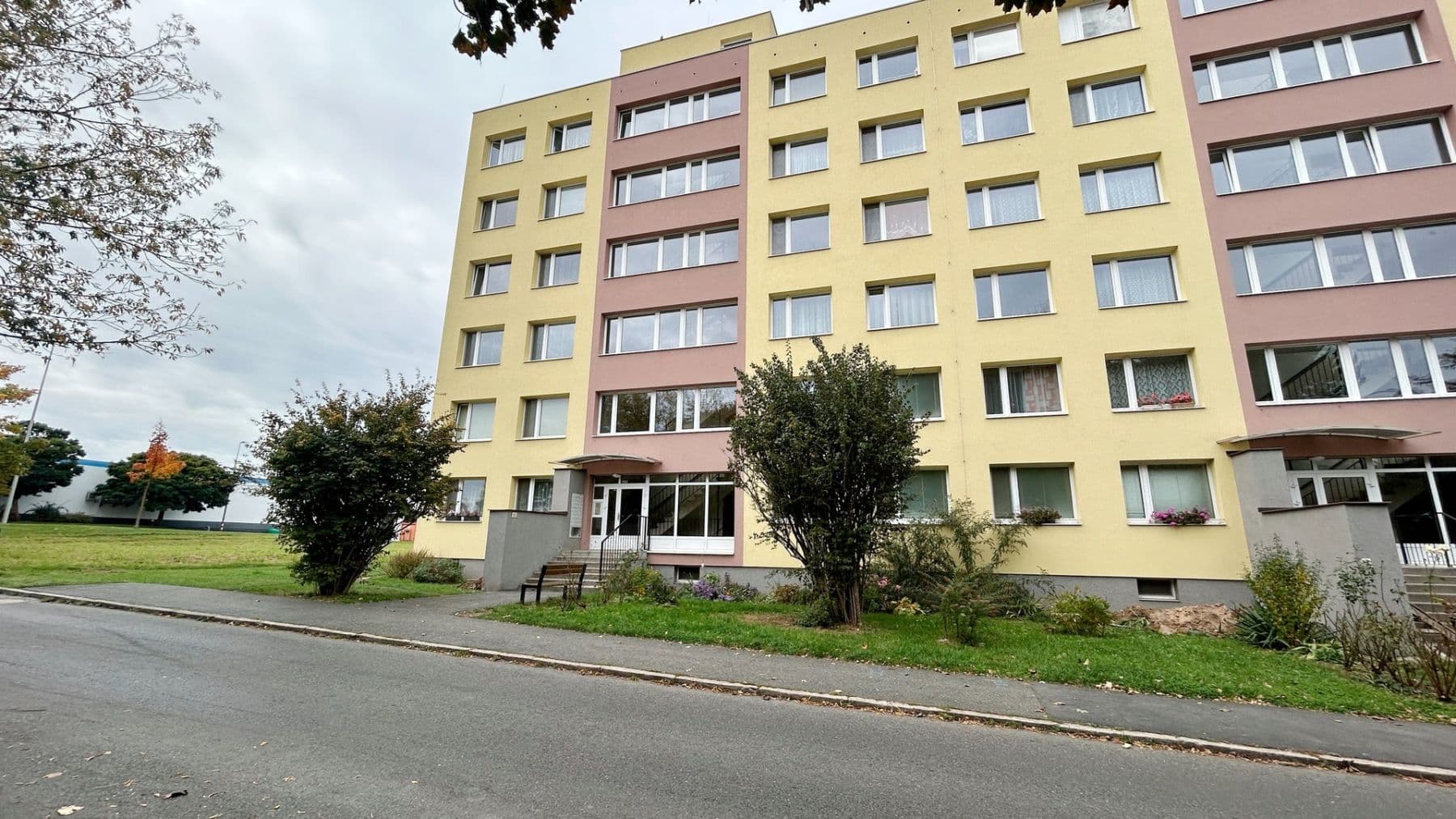 Prenájom bytu 2-izbový 42 m², Rimavské Soboty, Kolín, Středočeský kraj Prenájom bytu 2-izbový 42 m², Rimavské Soboty, Kolín, Středočeský kraj