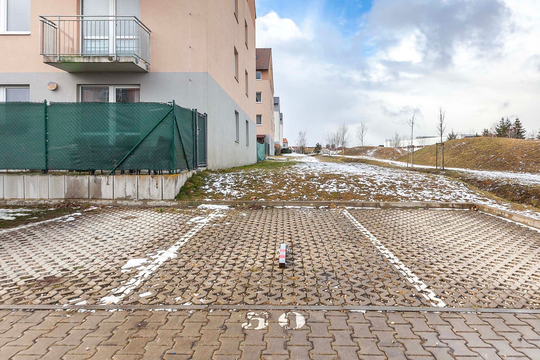 Predaj bytu 2-izbový 82 m², Ecksteinova, Chýně, Středočeský kraj Predaj bytu 2-izbový 82 m², Ecksteinova, Chýně, Středočeský kraj