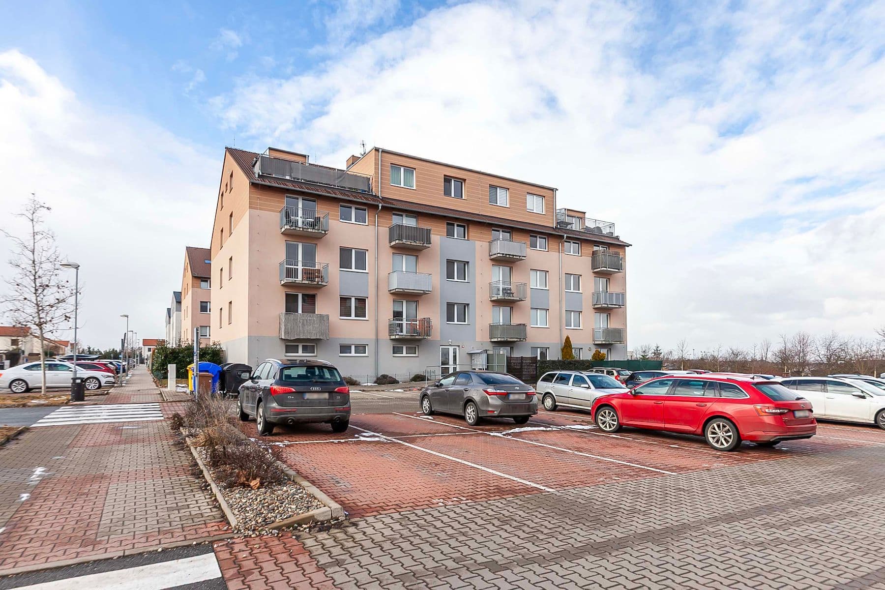 Predaj bytu 2-izbový 82 m², Ecksteinova, Chýně, Středočeský kraj Predaj bytu 2-izbový 82 m², Ecksteinova, Chýně, Středočeský kraj