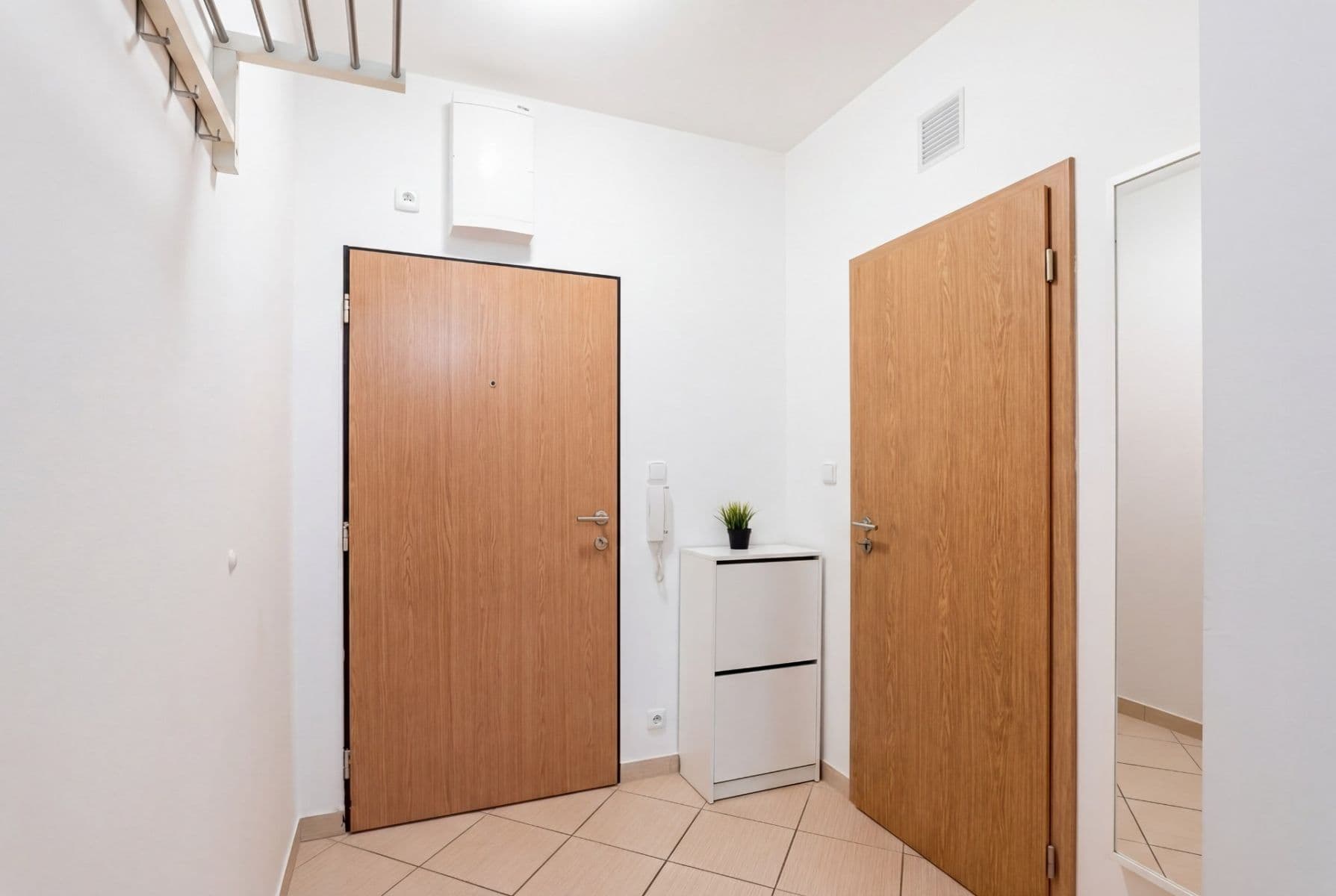 Predaj bytu 2-izbový 59 m², Pod Harfou, Praha, Praha Predaj bytu 2-izbový 59 m², Pod Harfou, Praha, Praha