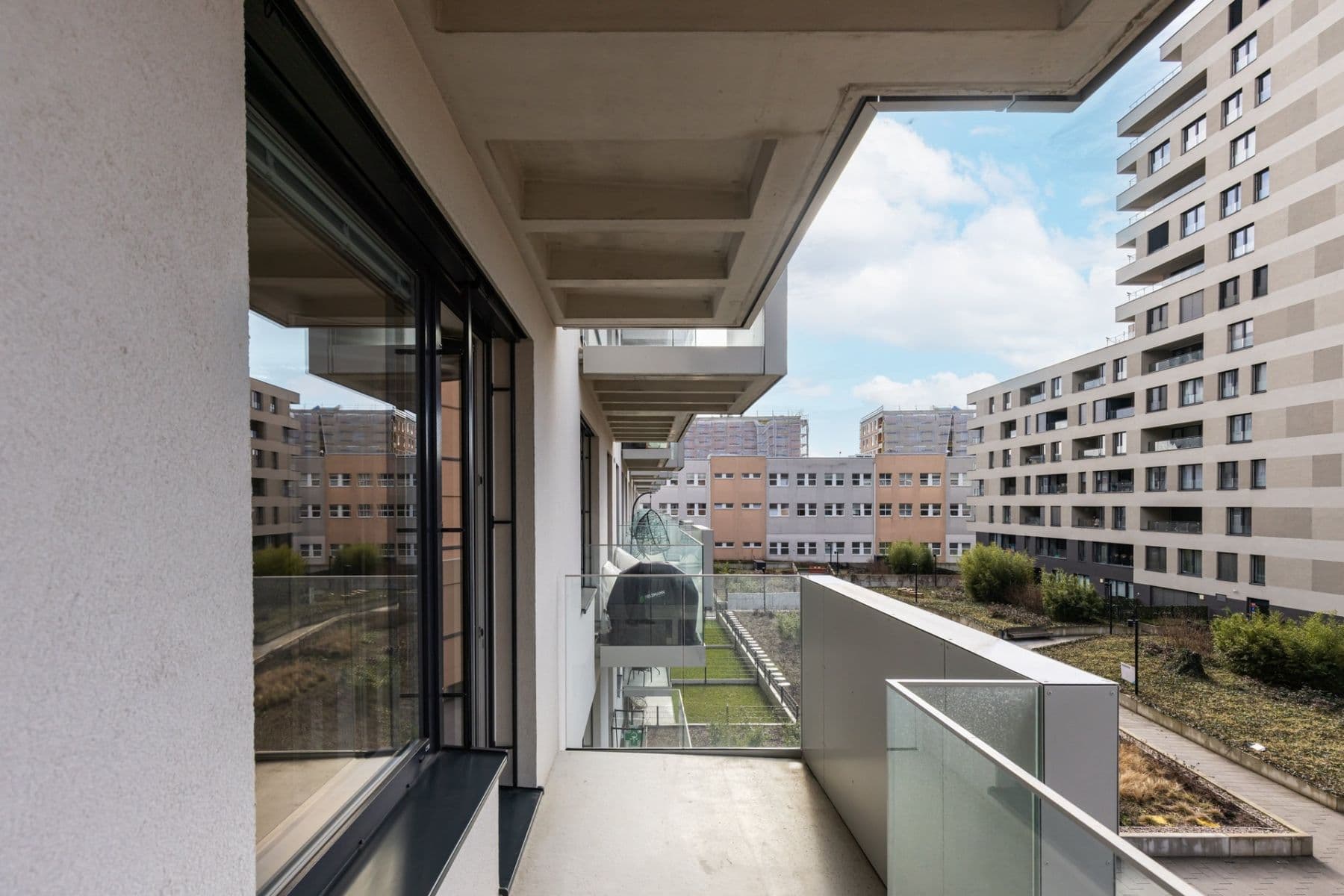 Prenájom bytu 1-izbový 37 m², Fafkových, Praha, Praha Prenájom bytu 1-izbový 37 m², Fafkových, Praha, Praha