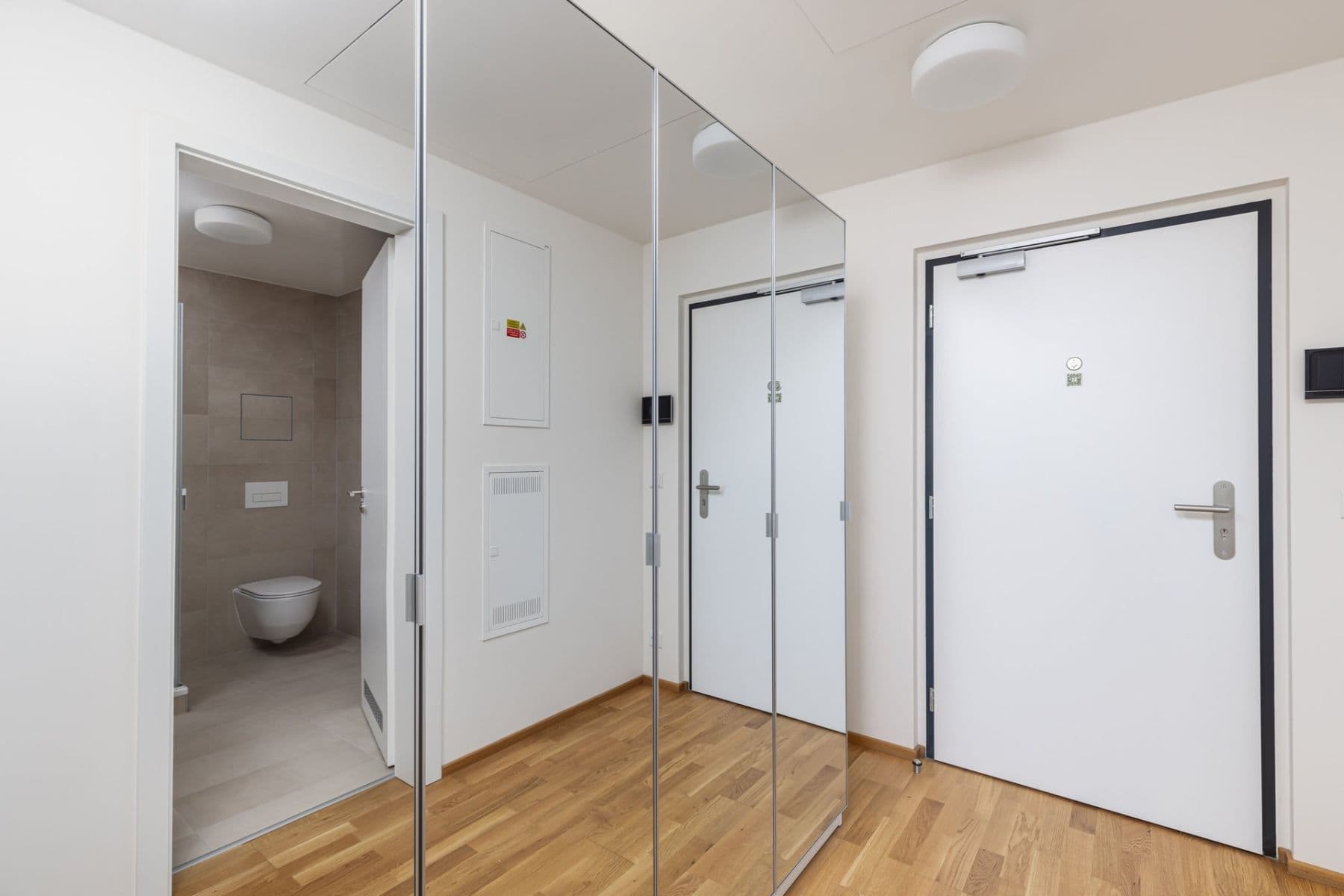 Prenájom bytu 1-izbový 37 m², Fafkových, Praha, Praha Prenájom bytu 1-izbový 37 m², Fafkových, Praha, Praha