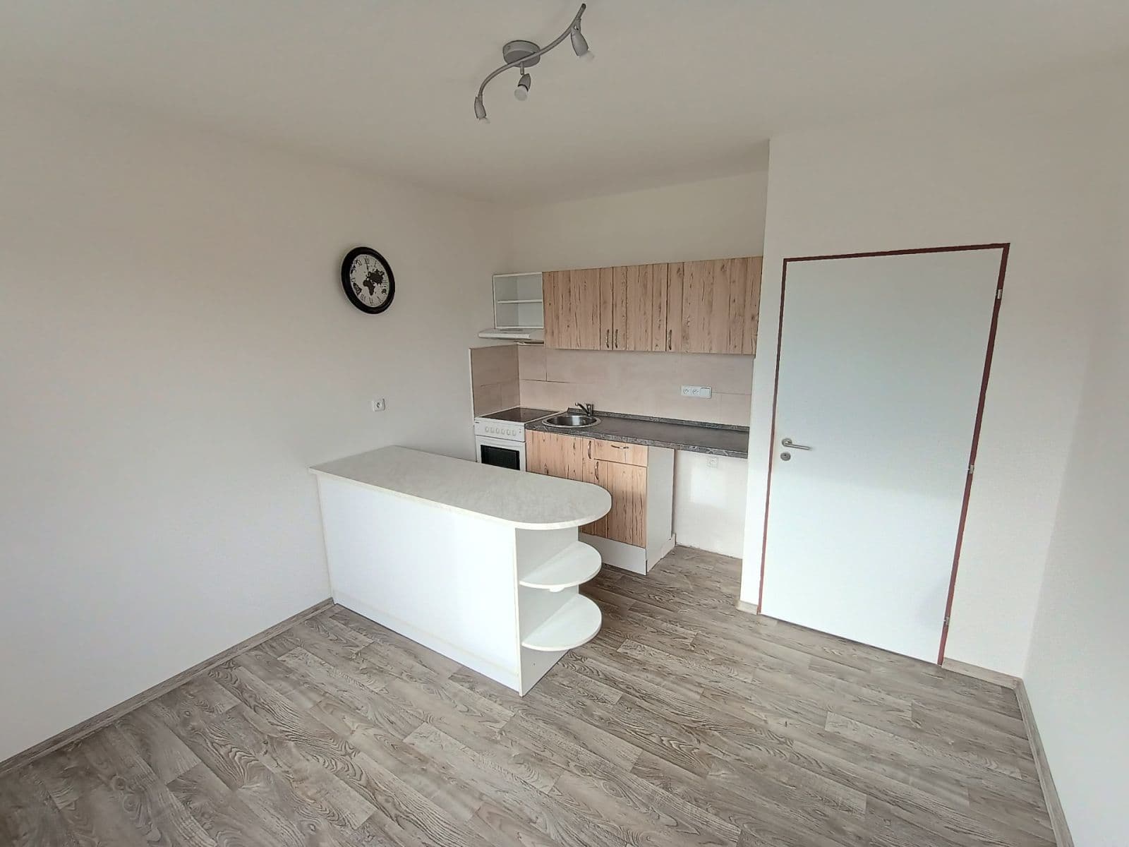 Predaj bytu 1-izbový 35 m², Terezínská, Bohušovice nad Ohří, Ústecký kraj Predaj bytu 1-izbový 35 m², Terezínská, Bohušovice nad Ohří, Ústecký kraj