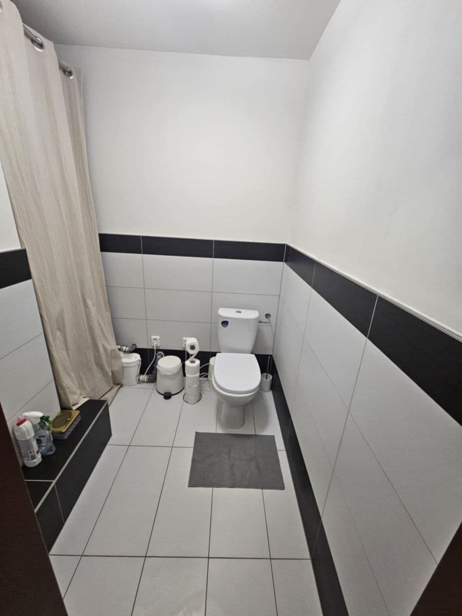 Prenájom bytu 3-izbový 60 m², Breitcetlova, Brno, Jihomoravský kraj Prenájom bytu 3-izbový 60 m², Breitcetlova, Brno, Jihomoravský kraj