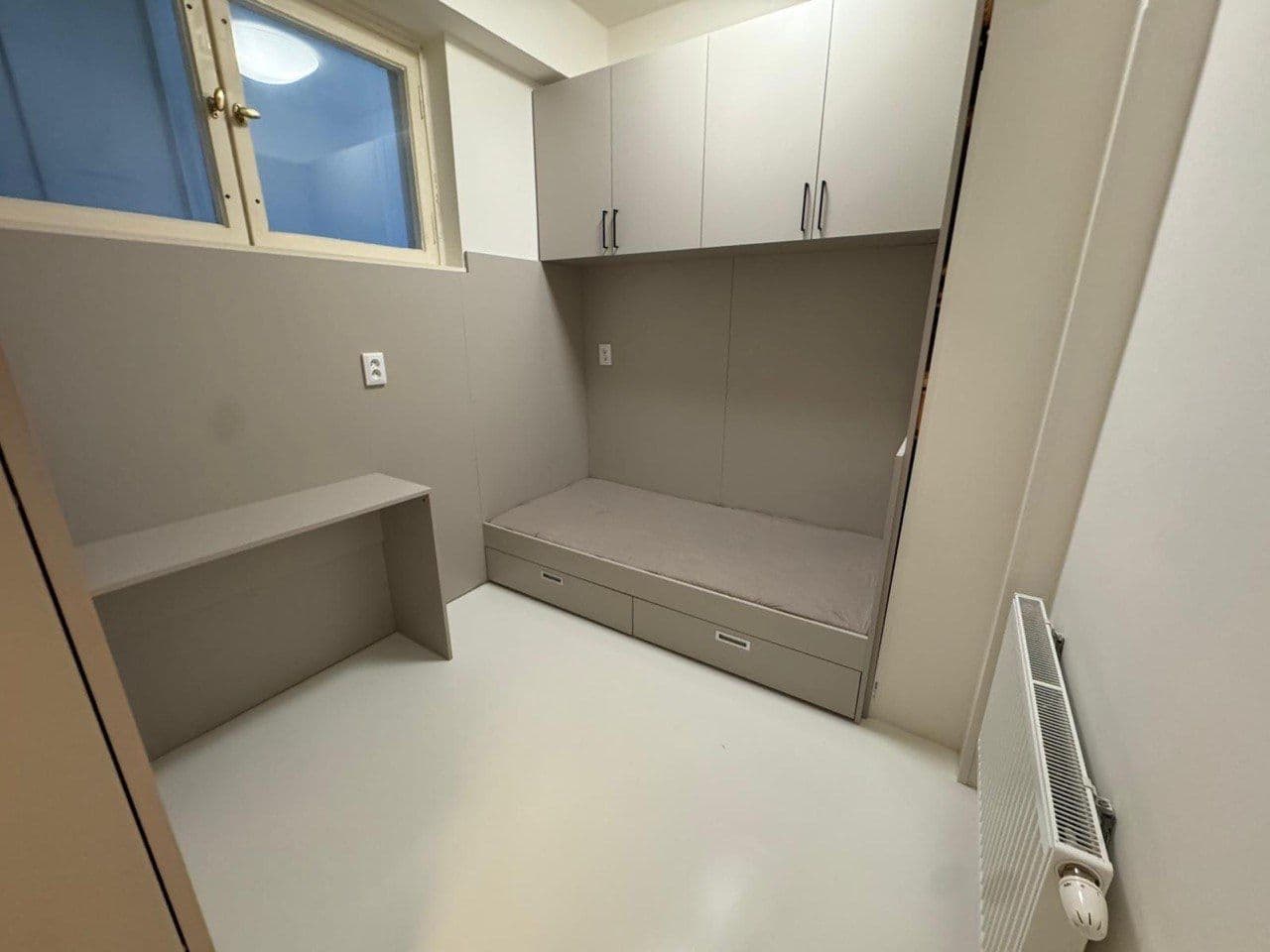 Prenájom bytu 2-izbový 55 m², Sokolská, Praha, Praha Prenájom bytu 2-izbový 55 m², Sokolská, Praha, Praha