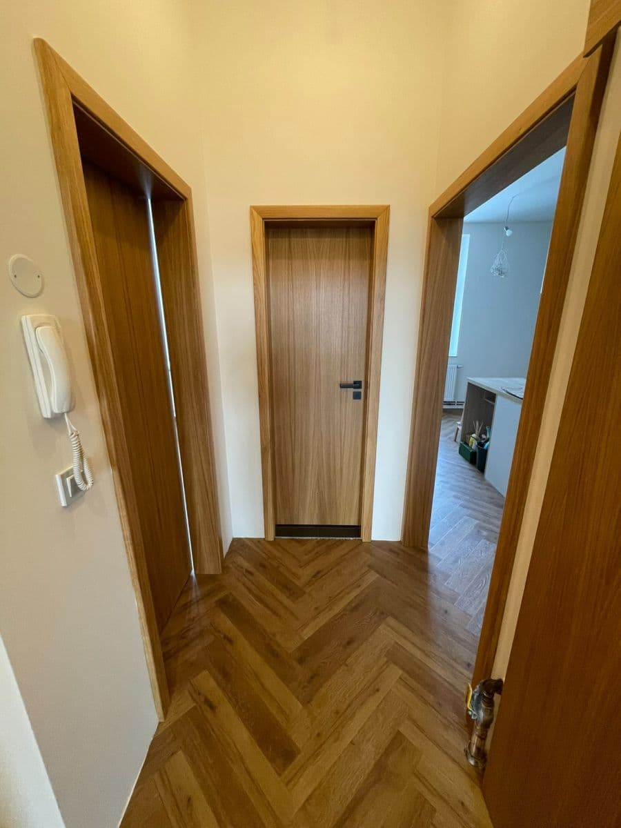 Predaj bytu 2-izbový 69 m², Komenského, Trutnov, Královéhradecký kraj Predaj bytu 2-izbový 69 m², Komenského, Trutnov, Královéhradecký kraj