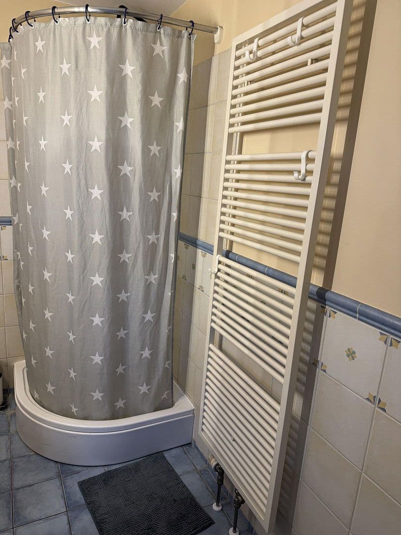 Predaj domu 130 m², pozemek 299 m², Hoppegarten, Brandenbursko Predaj domu 130 m², pozemek 299 m², Hoppegarten, Brandenbursko