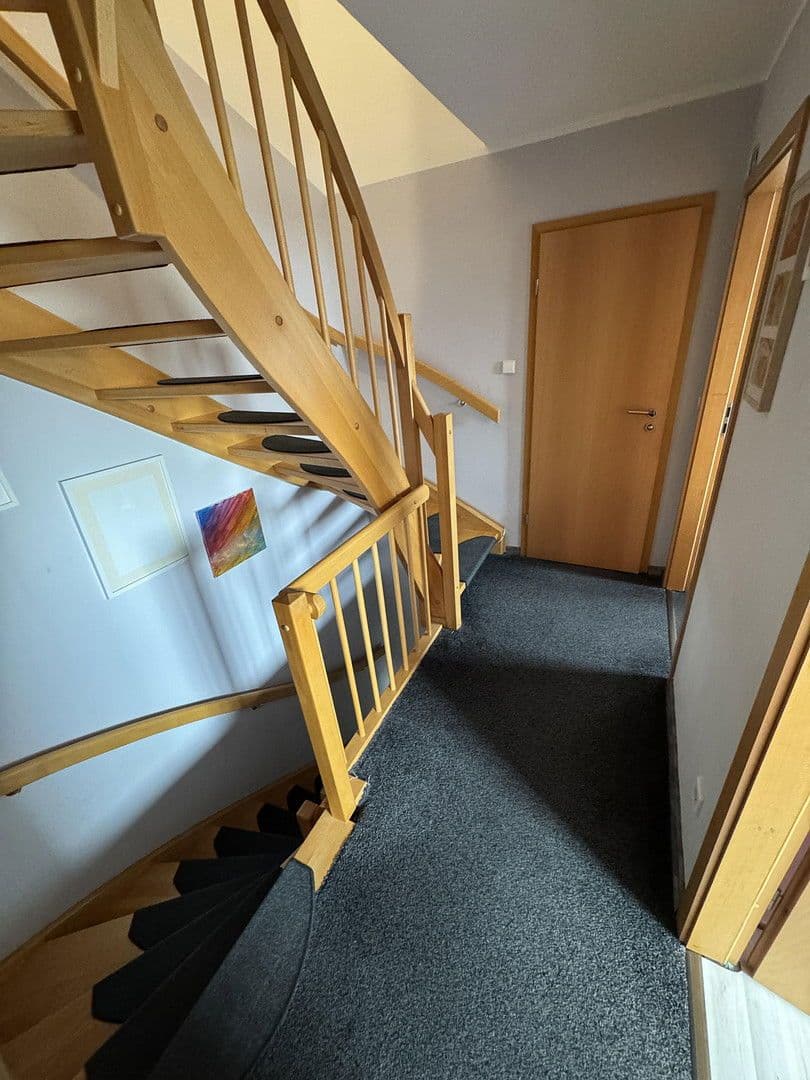 Predaj domu 130 m², pozemek 299 m², Hoppegarten, Brandenbursko Predaj domu 130 m², pozemek 299 m², Hoppegarten, Brandenbursko