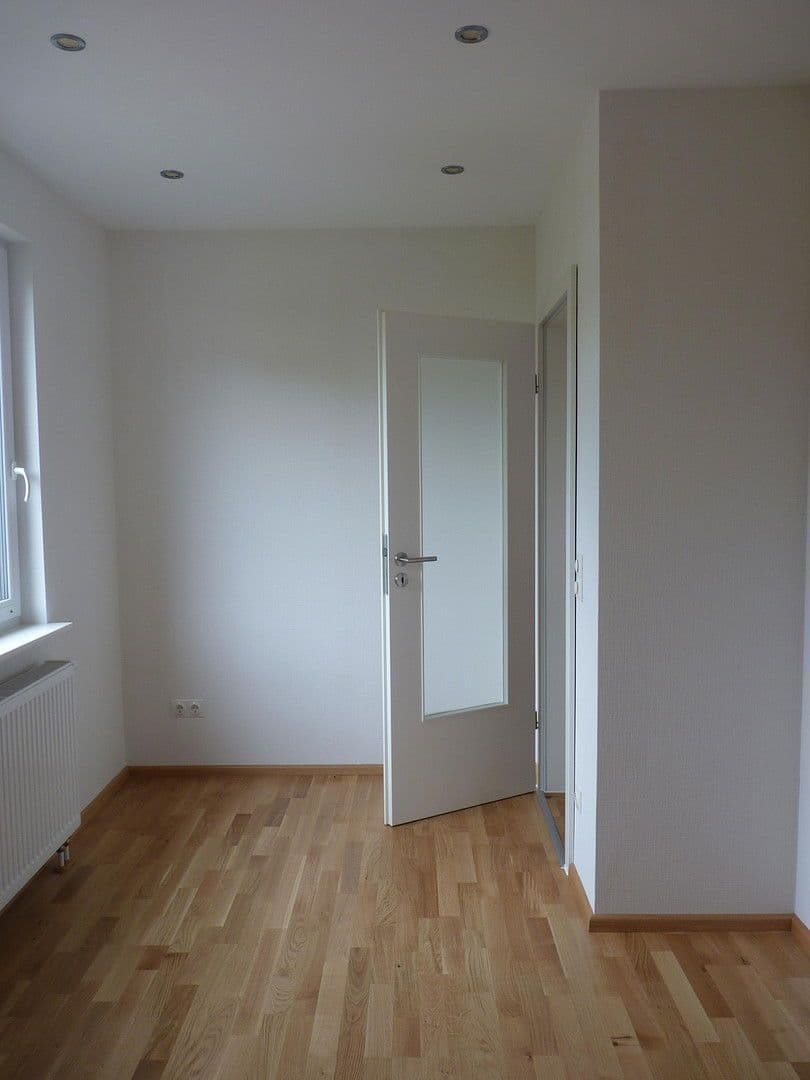 Predaj domu 187 m², pozemek 596 m², Lobbach, Bádensko-Wurttembersko Predaj domu 187 m², pozemek 596 m², Lobbach, Bádensko-Wurttembersko