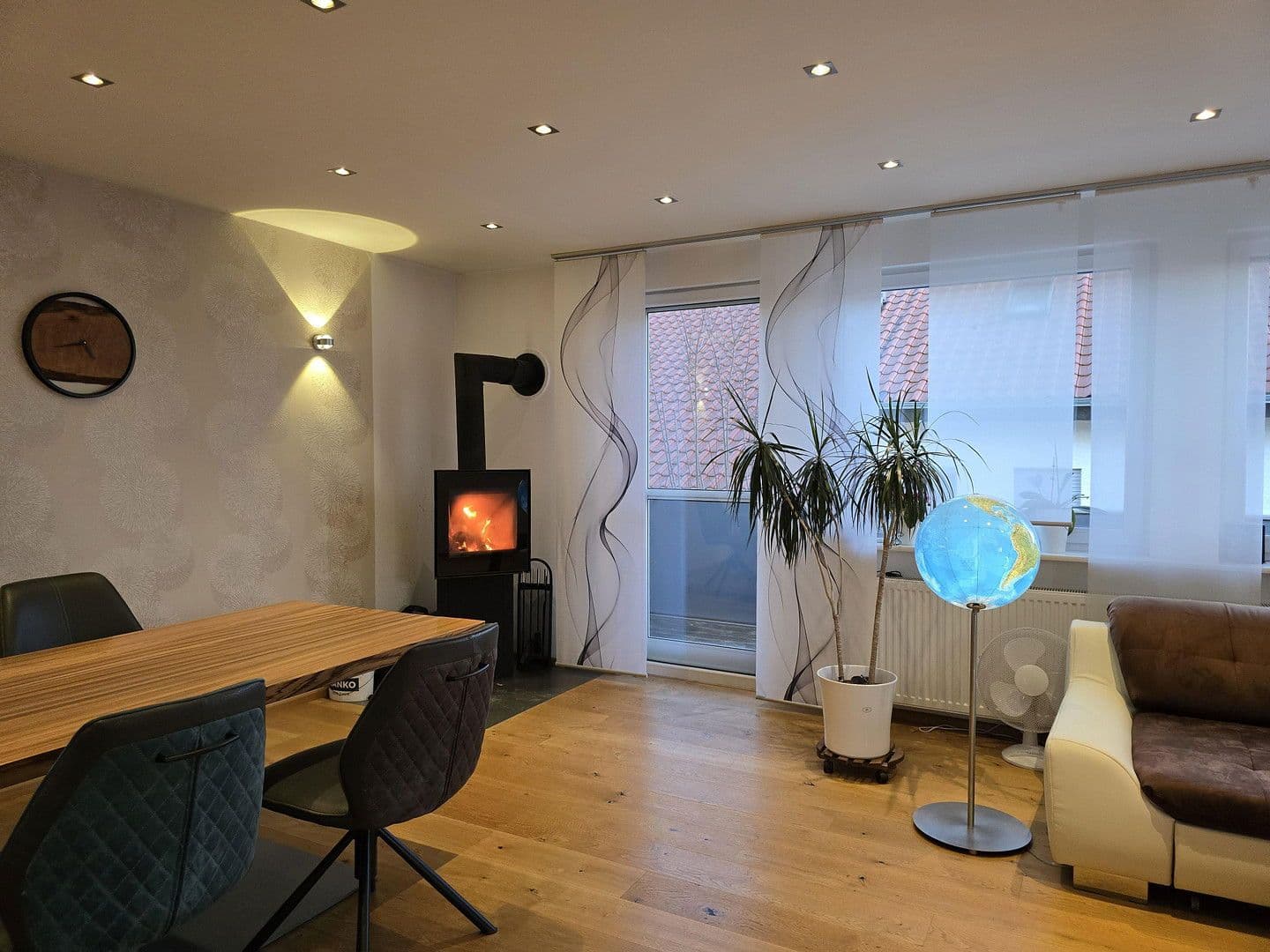 Predaj domu 187 m², pozemek 596 m², Lobbach, Bádensko-Wurttembersko Predaj domu 187 m², pozemek 596 m², Lobbach, Bádensko-Wurttembersko