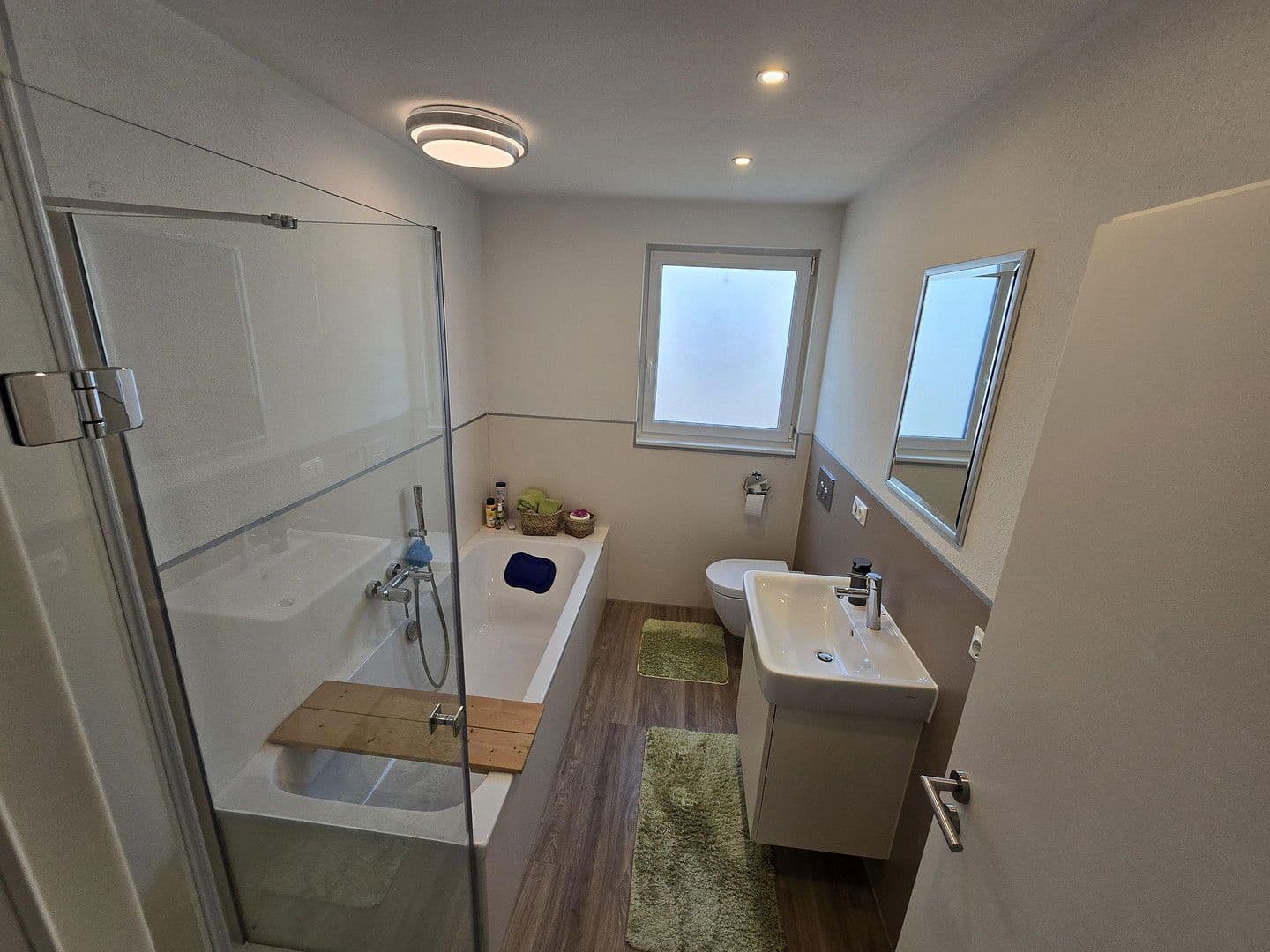 Predaj domu 187 m², pozemek 596 m², Lobbach, Bádensko-Wurttembersko Predaj domu 187 m², pozemek 596 m², Lobbach, Bádensko-Wurttembersko