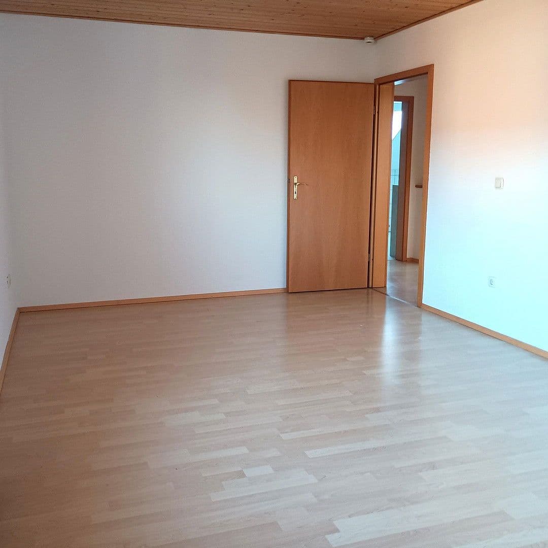 Predaj domu 129 m², pozemek 400 m², Raiffeisenweg 4, Perkam, Bavorsko Predaj domu 129 m², pozemek 400 m², Raiffeisenweg 4, Perkam, Bavorsko
