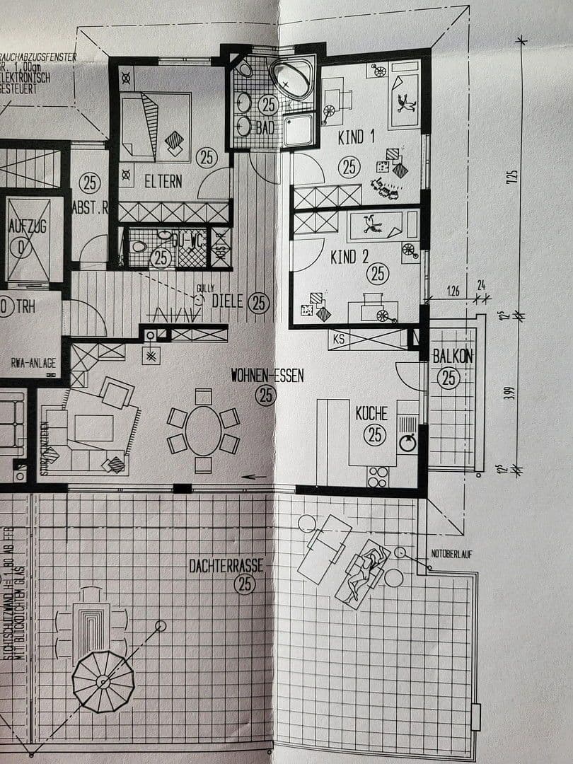 Prenájom bytu 4-izbový 140 m², Pfaffenhofener Straße 10, Heilbronn Böckingen, Bádensko-Wurttembersko Prenájom bytu 4-izbový 140 m², Pfaffenhofener Straße 10, Heilbronn Böckingen, Bádensko-Wurttembersko
