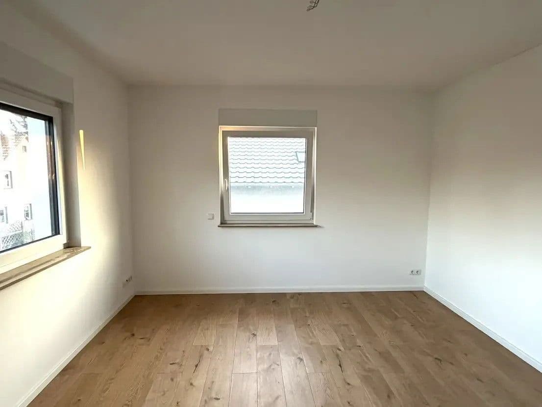 Prenájom domu 170 m², pozemek 441 m², Haydnstr. 42, Panketal, Brandenbursko Prenájom domu 170 m², pozemek 441 m², Haydnstr. 42, Panketal, Brandenbursko