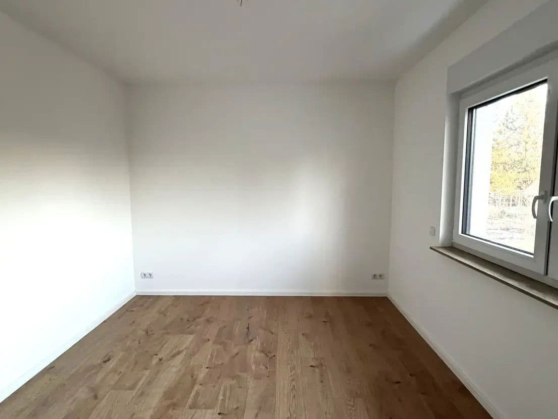 Prenájom domu 170 m², pozemek 441 m², Haydnstr. 42, Panketal, Brandenbursko Prenájom domu 170 m², pozemek 441 m², Haydnstr. 42, Panketal, Brandenbursko