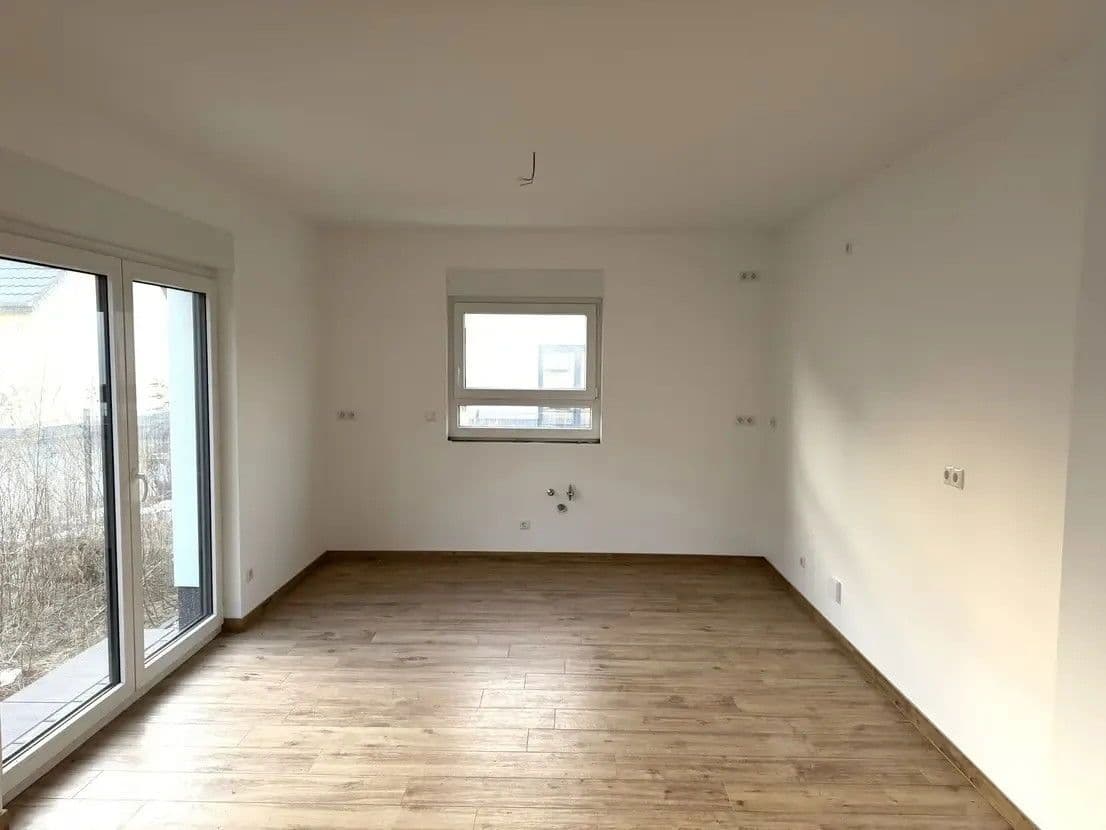 Prenájom domu 170 m², pozemek 441 m², Haydnstr. 42, Panketal, Brandenbursko Prenájom domu 170 m², pozemek 441 m², Haydnstr. 42, Panketal, Brandenbursko