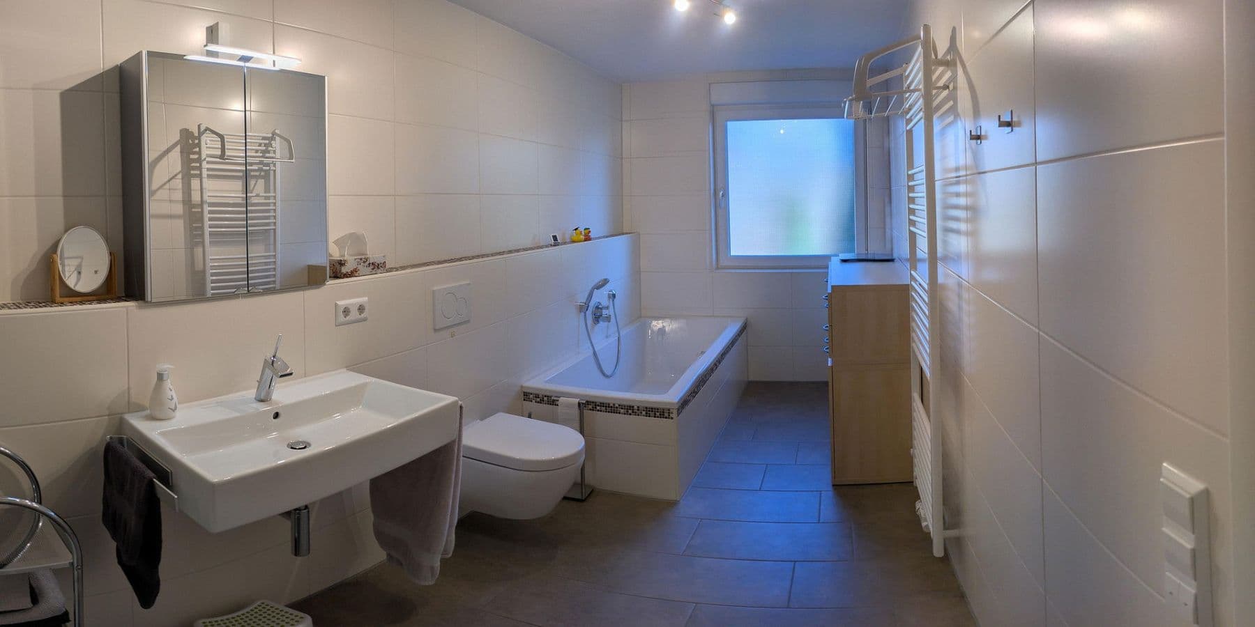 Predaj domu 159 m², pozemek 220 m², Plochingen, Bádensko-Wurttembersko Predaj domu 159 m², pozemek 220 m², Plochingen, Bádensko-Wurttembersko