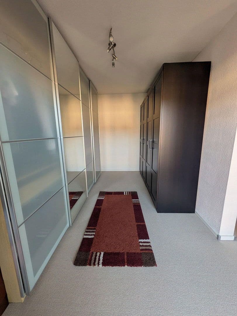 Predaj domu 159 m², pozemek 220 m², Plochingen, Bádensko-Wurttembersko Predaj domu 159 m², pozemek 220 m², Plochingen, Bádensko-Wurttembersko