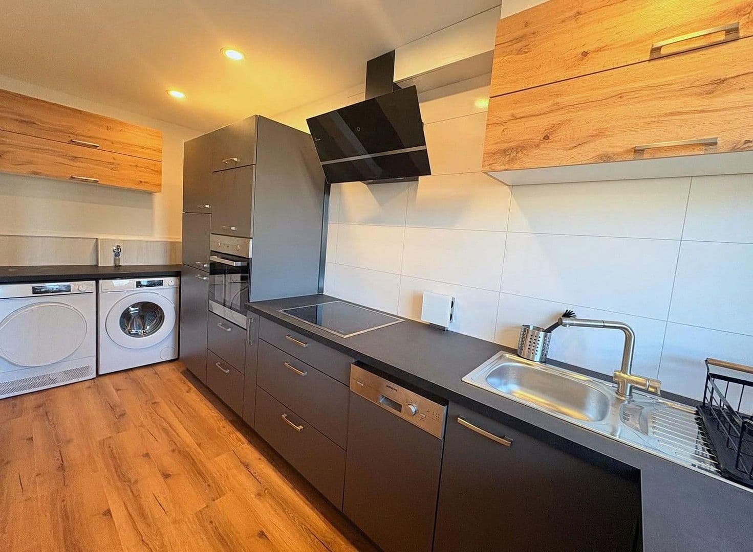 Prenájom bytu 3-izbový 80 m², Hockenheim, Bádensko-Wurttembersko Prenájom bytu 3-izbový 80 m², Hockenheim, Bádensko-Wurttembersko