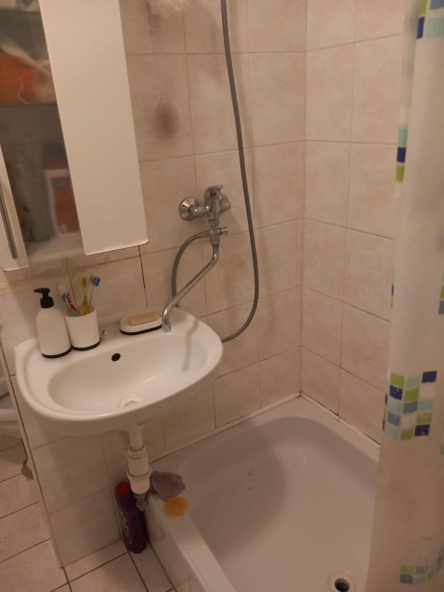 Predaj bytu 2-izbový 34 m², Jana Koziny, Teplice, Ústecký kraj Predaj bytu 2-izbový 34 m², Jana Koziny, Teplice, Ústecký kraj