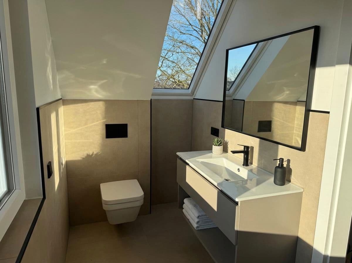 Predaj domu 105 m², pozemek 337 m², Am See 31a, Rhauderfehn, Dolné Sasko Predaj domu 105 m², pozemek 337 m², Am See 31a, Rhauderfehn, Dolné Sasko