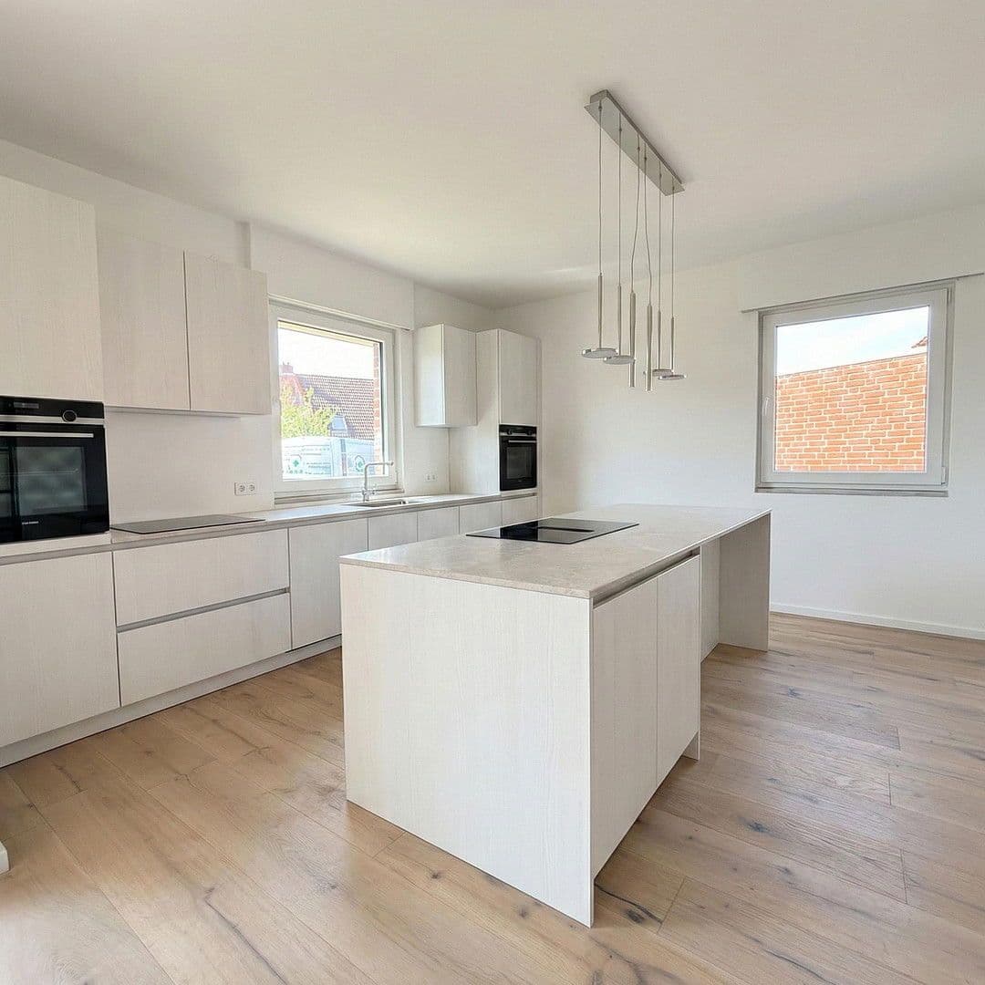 Predaj domu 105 m², pozemek 337 m², Am See 31a, Rhauderfehn, Dolné Sasko Predaj domu 105 m², pozemek 337 m², Am See 31a, Rhauderfehn, Dolné Sasko