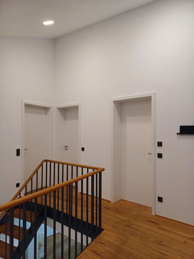 Predaj domu 243 m², pozemek 786 m², Hochbergweg1, Weilheim an der Teck, Bádensko-Wurttembersko Predaj domu 243 m², pozemek 786 m², Hochbergweg1, Weilheim an der Teck, Bádensko-Wurttembersko