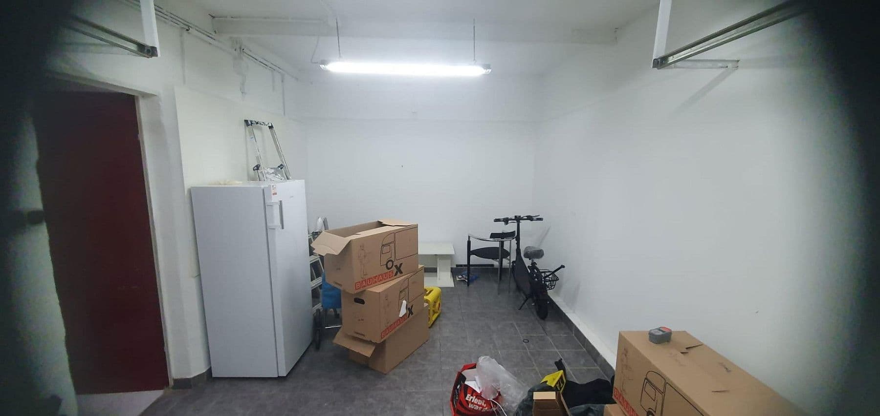 Prenájom nebytového priestoru 68 m², Altenhoferstr., Solingen, Severné Porýnie - Westfálsko Prenájom nebytového priestoru 68 m², Altenhoferstr., Solingen, Severné Porýnie - Westfálsko