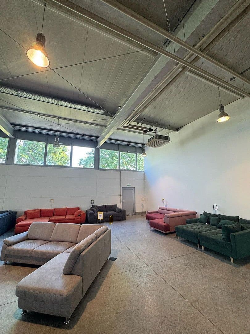 Prenájom nebytového priestoru 10.000 m², Kirchstr. 32, Gommersheim, Porýnie-Falcko Prenájom nebytového priestoru 10.000 m², Kirchstr. 32, Gommersheim, Porýnie-Falcko